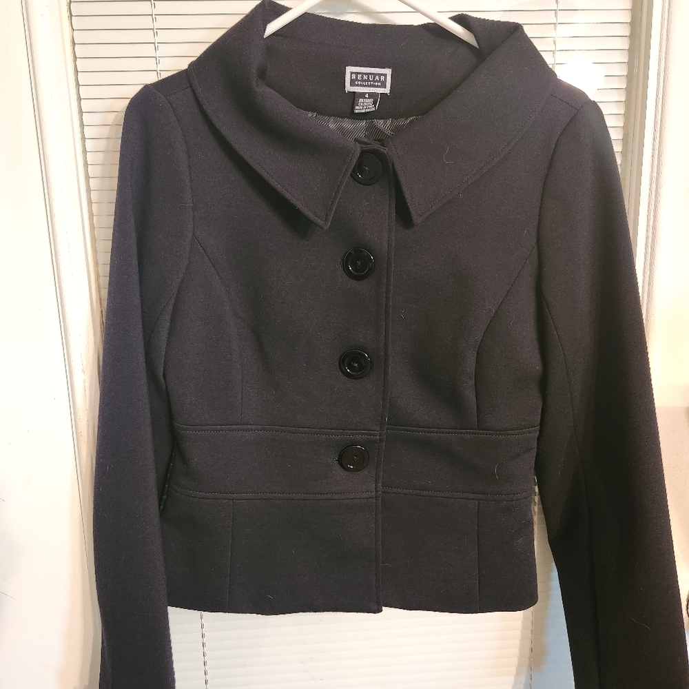 Box D RENUAR SIZE 4 BLACK BLAZER 4 BUTTON CLOSURE/ p2p 17"